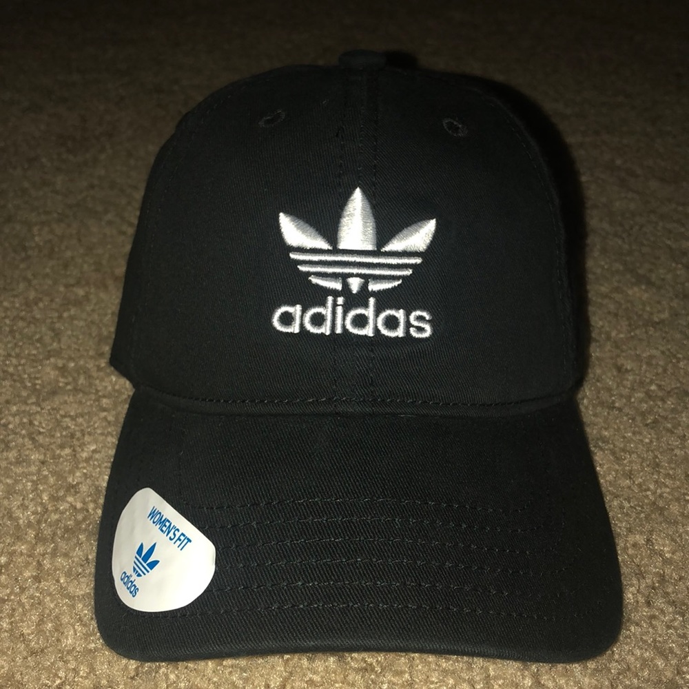 NWT- WOMANS ADIDAS HAT